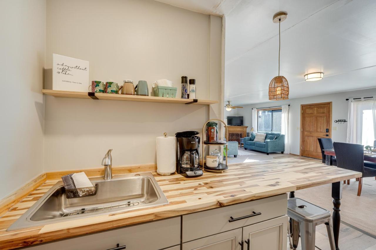 Cozy Central Point Bungalow On Working Winery! Eksteriør bilde